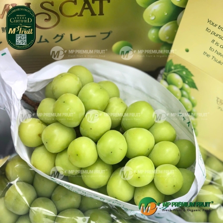 Nho Mẫu Đơn Tsuki Muscat