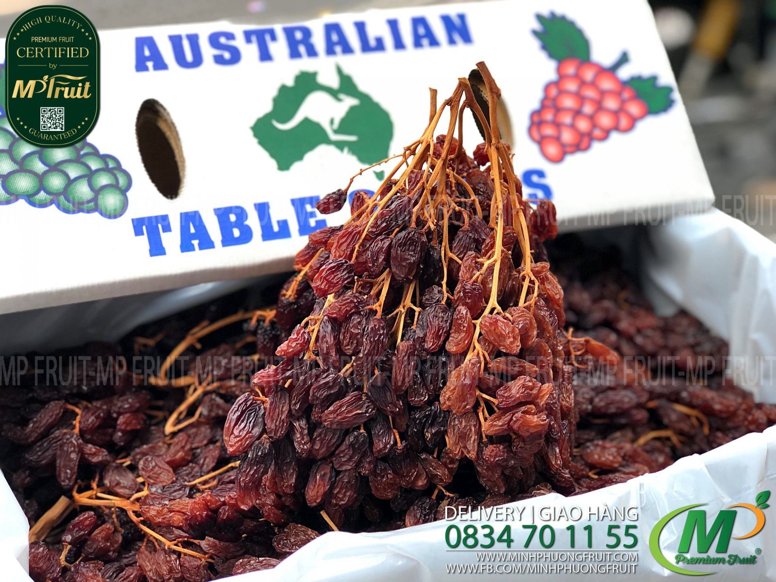 Nho Khô Nguyên Cành Crimson Table Grapes Úc
