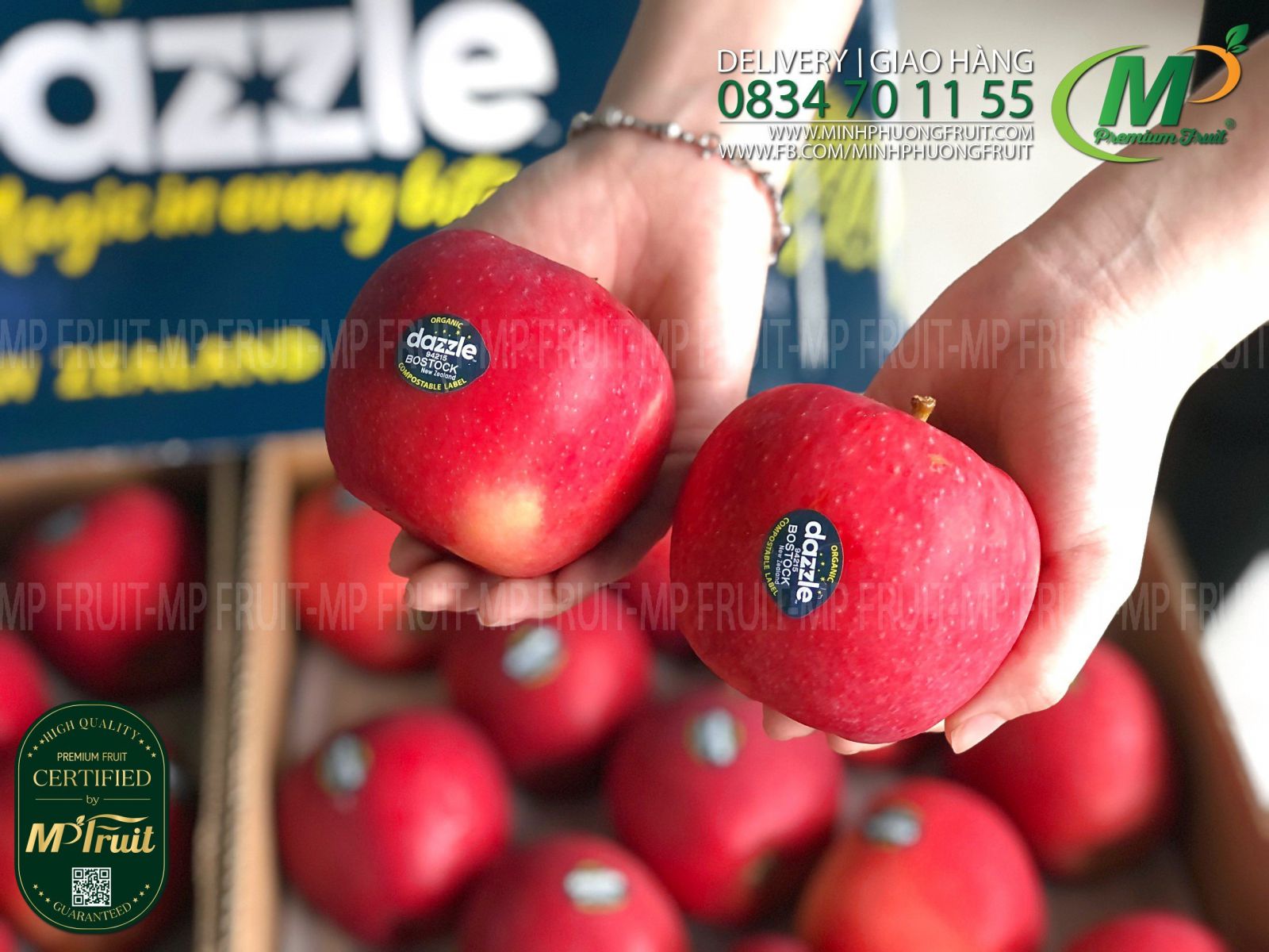 Táo Dazzle Organic New Zealand tại MP Fruit