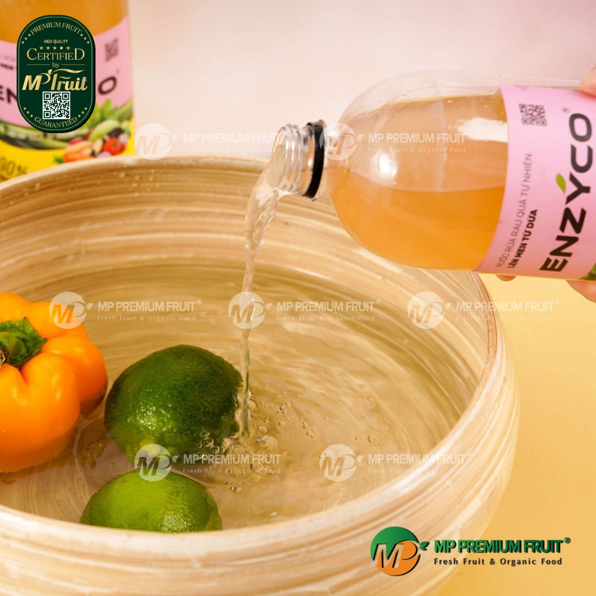 Nước Ngâm Rửa Rau Quả, Thực Phẩm Bằng Enzyme Từ Dứa Enzyco - Chai 1L tại MP Fruit